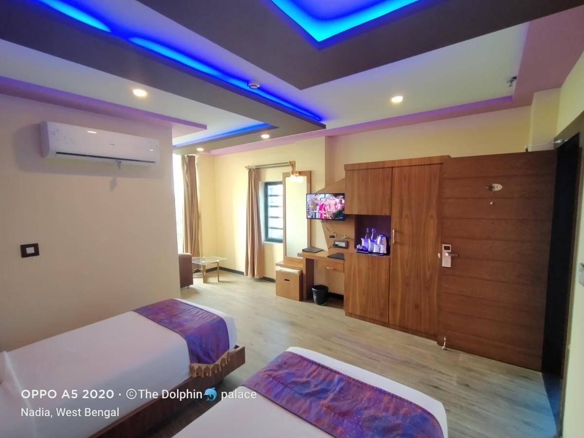 Dolphin Chocolate Inn Chandannagar Экстерьер фото