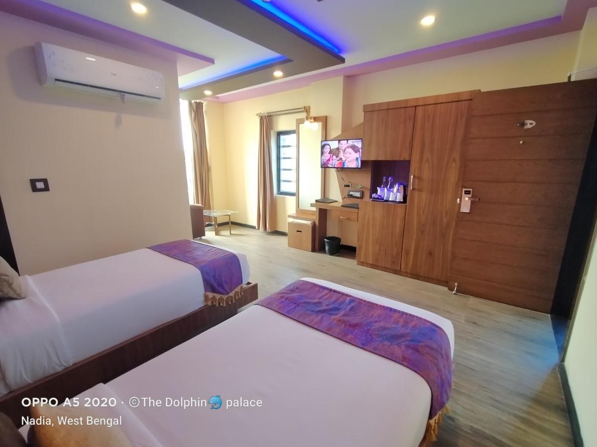 Dolphin Chocolate Inn Chandannagar Экстерьер фото