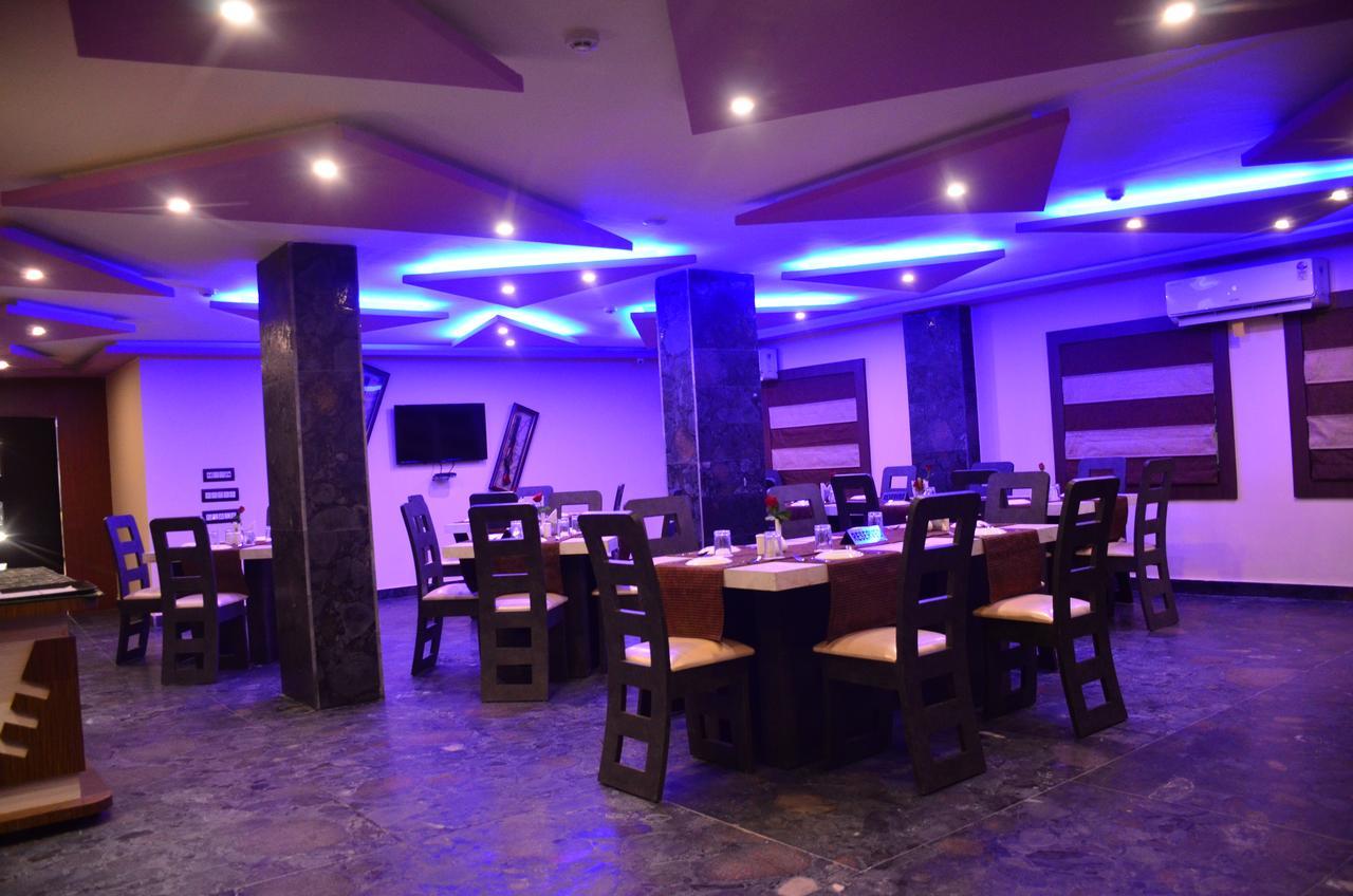 Dolphin Chocolate Inn Chandannagar Экстерьер фото